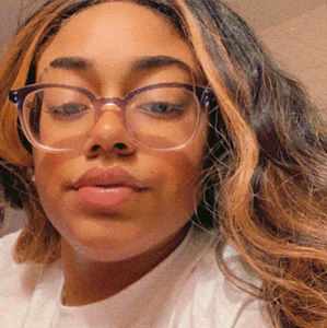 Meet your Posher, Jessenia